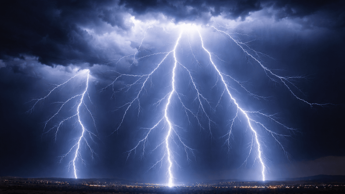 Debunking 10 Common Myths About Lightning: What You Need to Know